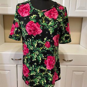 Lularoe Sz L Pullover Blouse Top Black w/Pink Roses Short Sleeves Round Neck